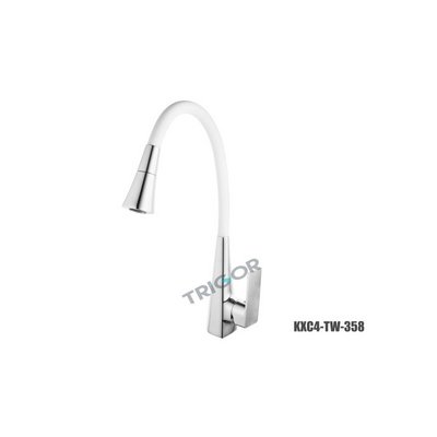 Смеситель д/мойки TRIGOR KXC4-PW-358, картр. d35,гайка,  корпус хром, гибкий белый излив